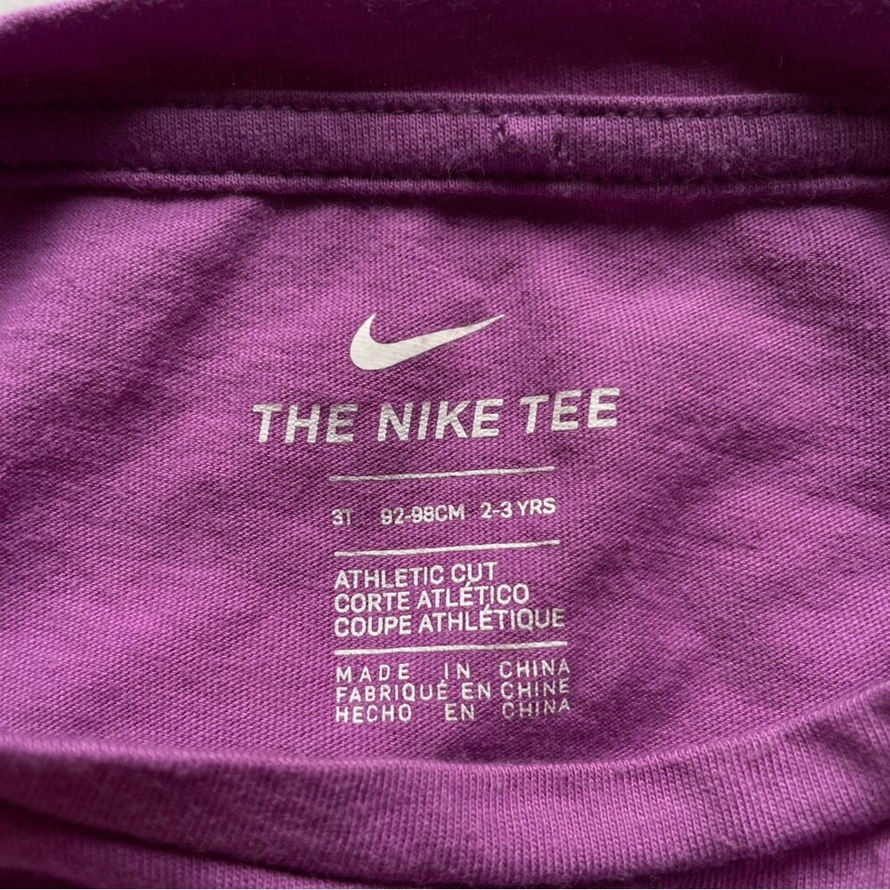 Nike Tee - Picture 3 of 3